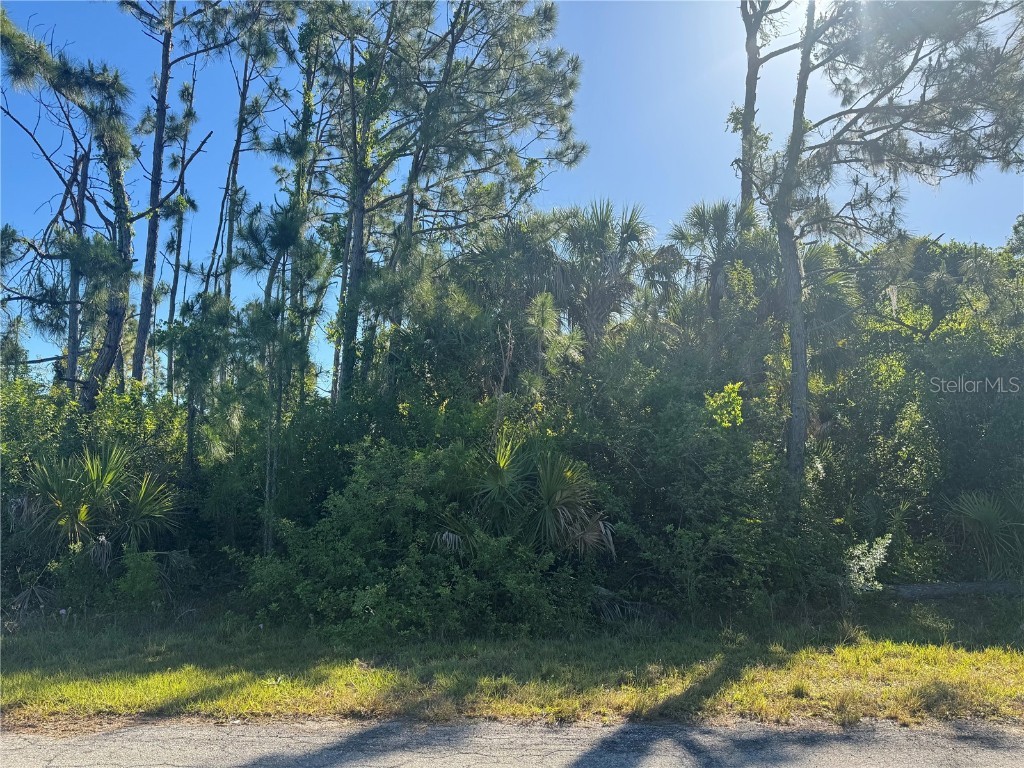0 Hampshire Circle North Port FL 34288 C7491334 image1