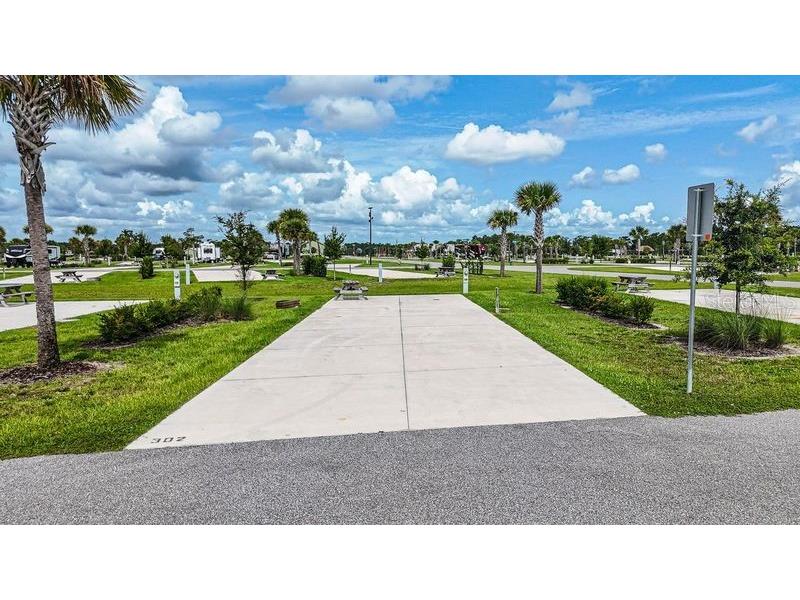 0 Highway 630 E #302 Lake Wales FL 33898 R4910785 image1