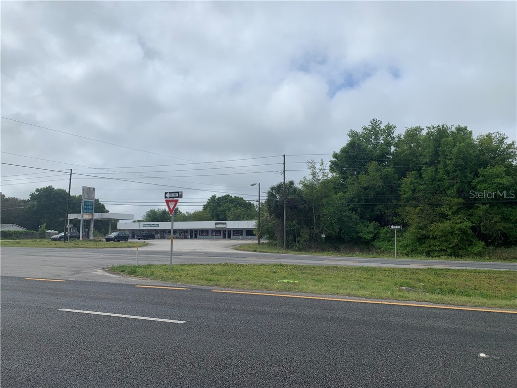 0 N Woodland Boulevard Deland FL 32720 V4918224 image2