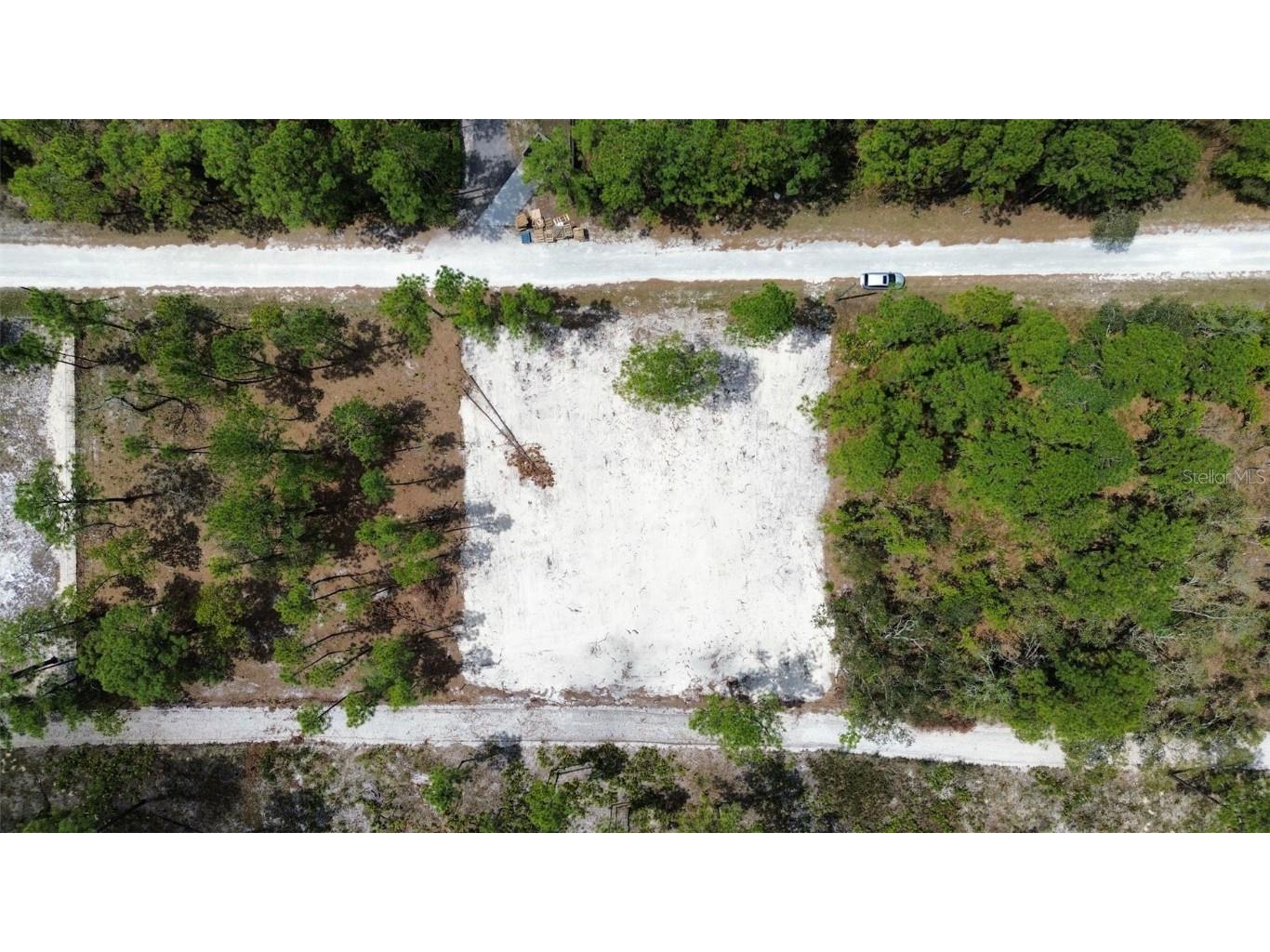 0 Necklace Warbler Avenue Weeki Wachee FL 34613 TB8369875 image3