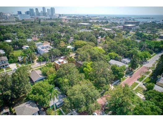 000 Newton Avenue S Saint Petersburg FL 33701 U8206275 image16