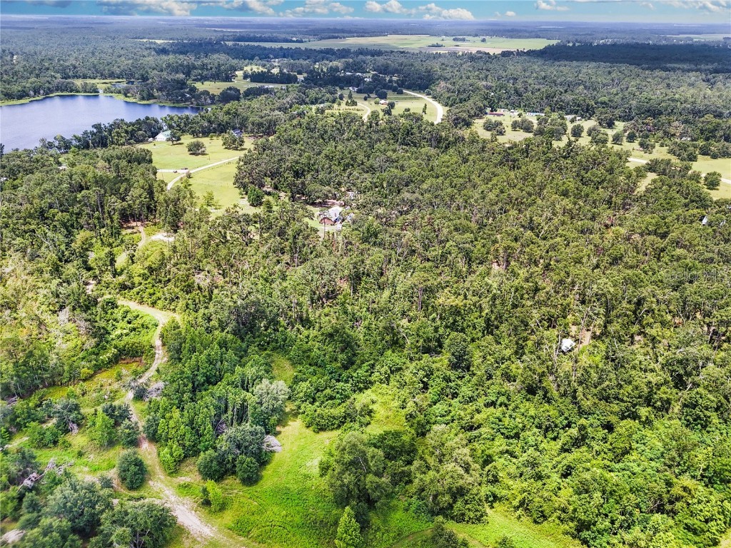 0 NW Bur Oak Place Jennings FL 32053 TB8414315 image1