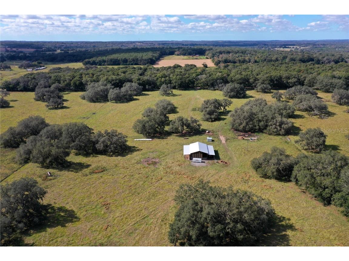 0 Old Trilby/Siesta Road Brooksville FL 34602 W7840567 image1
