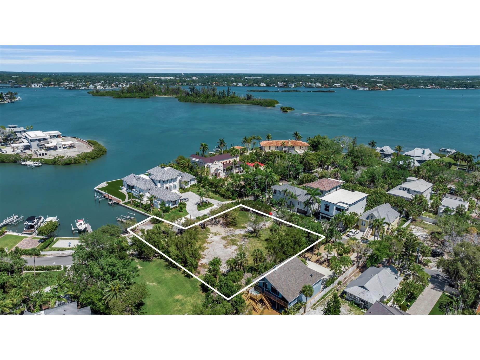 0 Roberts Point Road Sarasota FL 34242 - HANSON BAYOU A4694385 image2