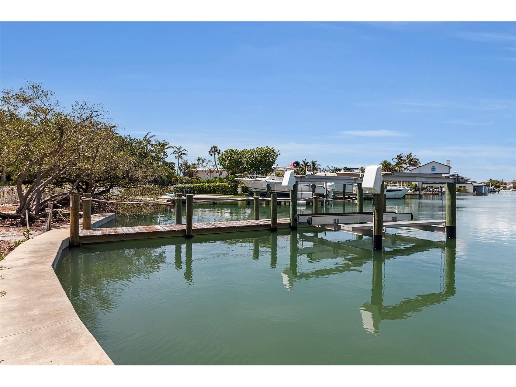 0 Roberts Point Road Sarasota FL 34242 - HANSON BAYOU A4694385 image4