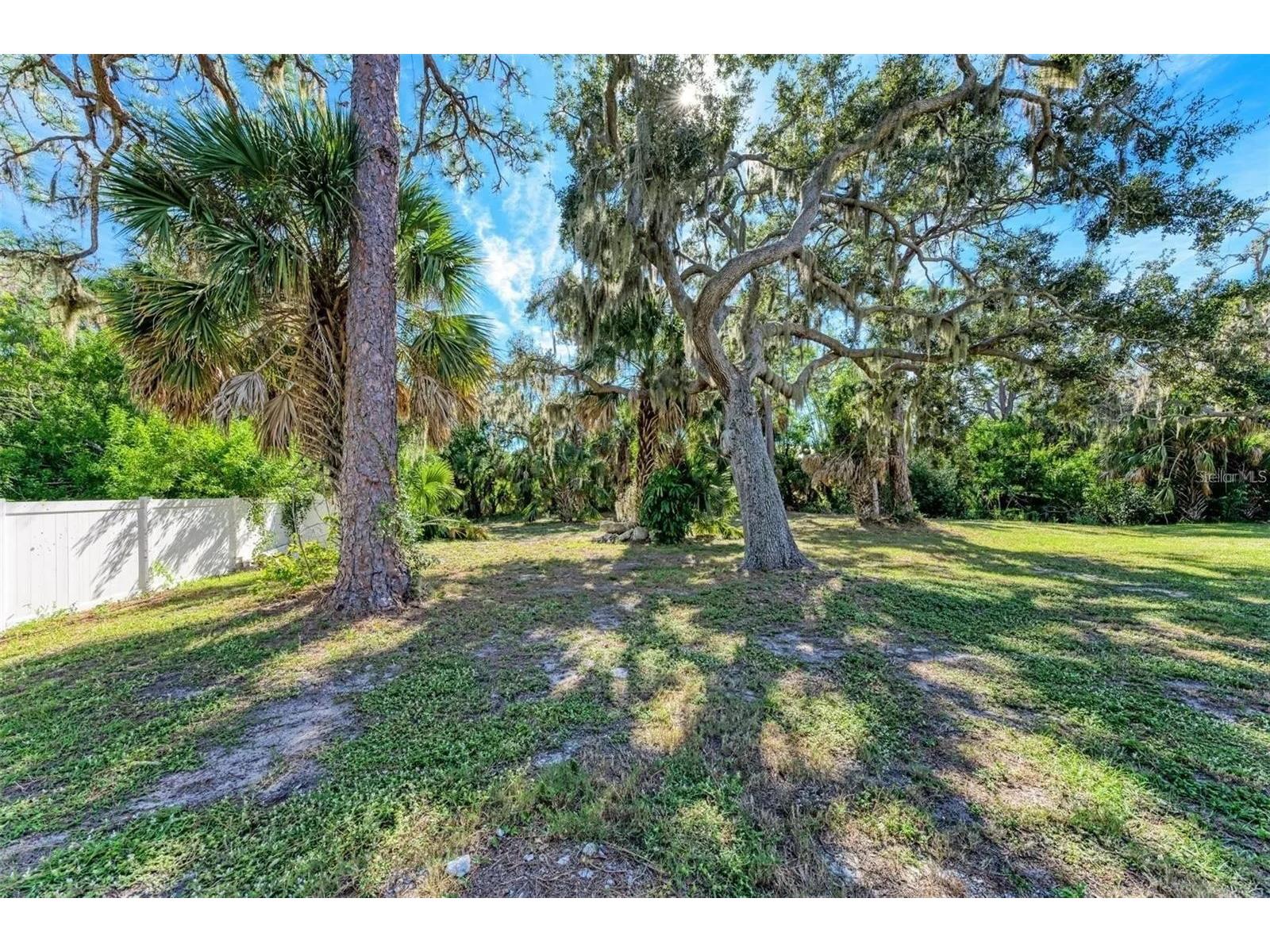 0 Roberts Rd. Road Nokomis FL 34275 TB8480198 image1