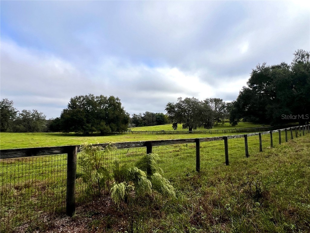 0 Rolling Acres Road Fruitland Park FL 34731 G5103913 image1