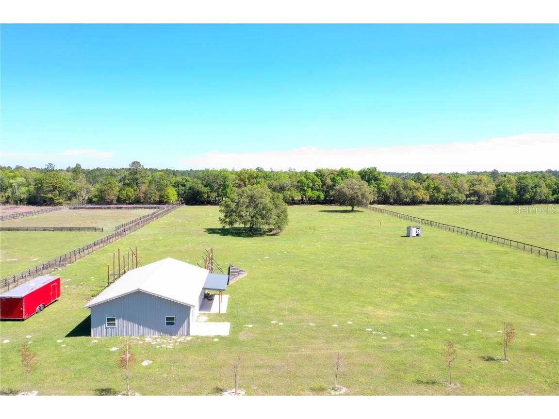 0 SE 15th Place Morriston FL 32668 OM654811 image1