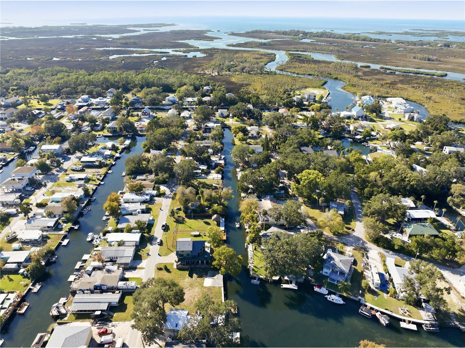 00 Circle Drive Weeki Wachee FL 34607 - WEEKI WACHEE RIVER W7880772 image15