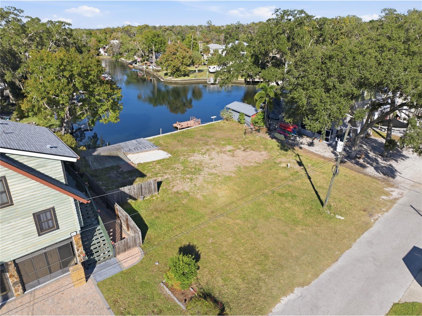 00 Circle Drive Weeki Wachee FL 34607 - WEEKI WACHEE RIVER W7880772 image5