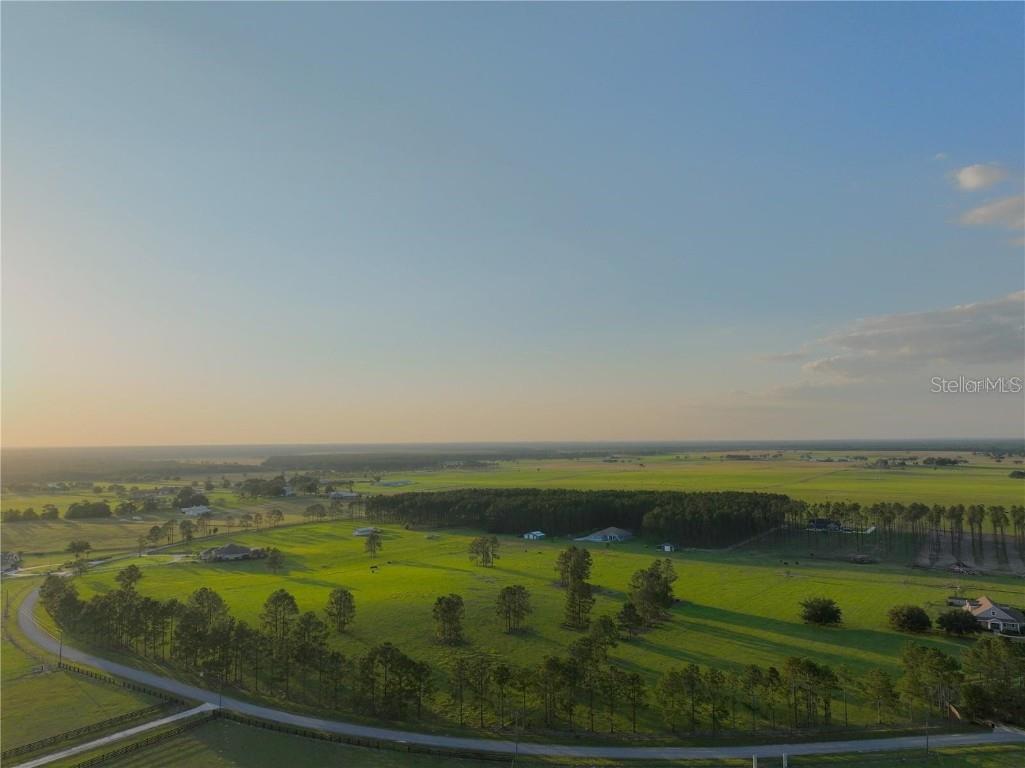 00 NW 102nd Boulevard Wildwood FL 34785 OM710594 image1