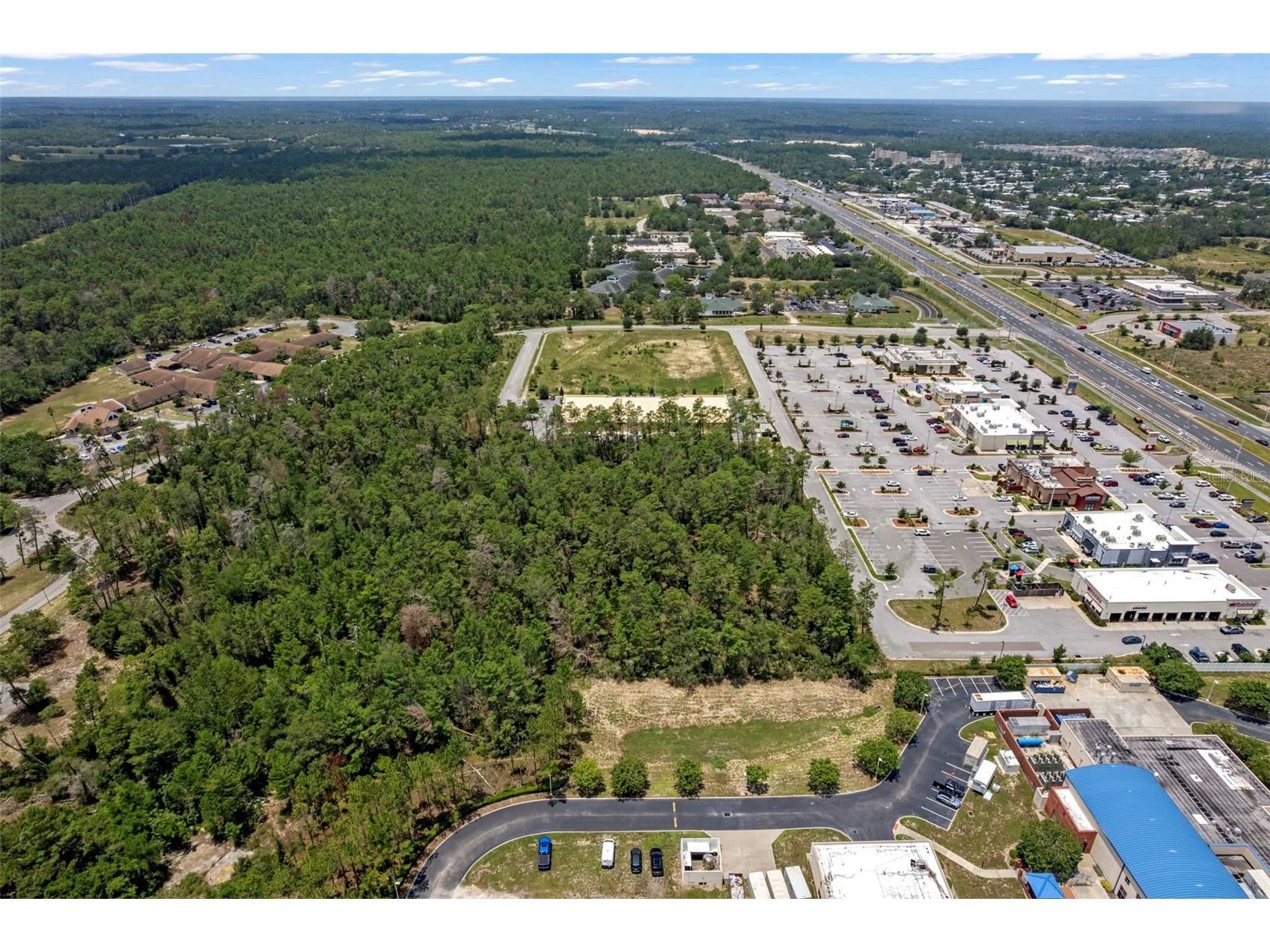 00 Sagheer Street Brooksville FL 34613 W7877112 image9