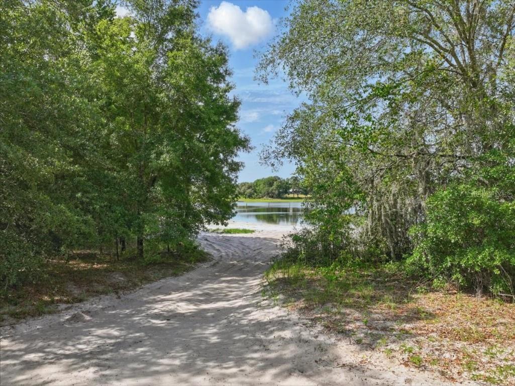 00 SE 53rd Court Trenton FL 32693 GC533146 image1