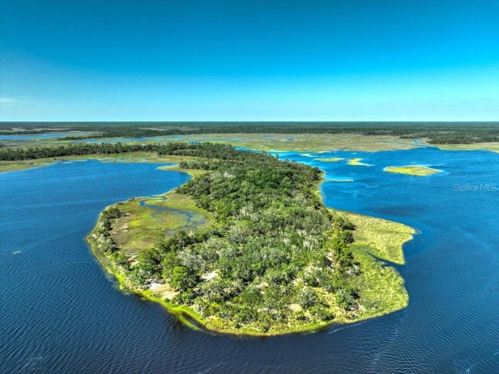 00000 Clark Island Cedar Key FL 32625 OM679906 image1
