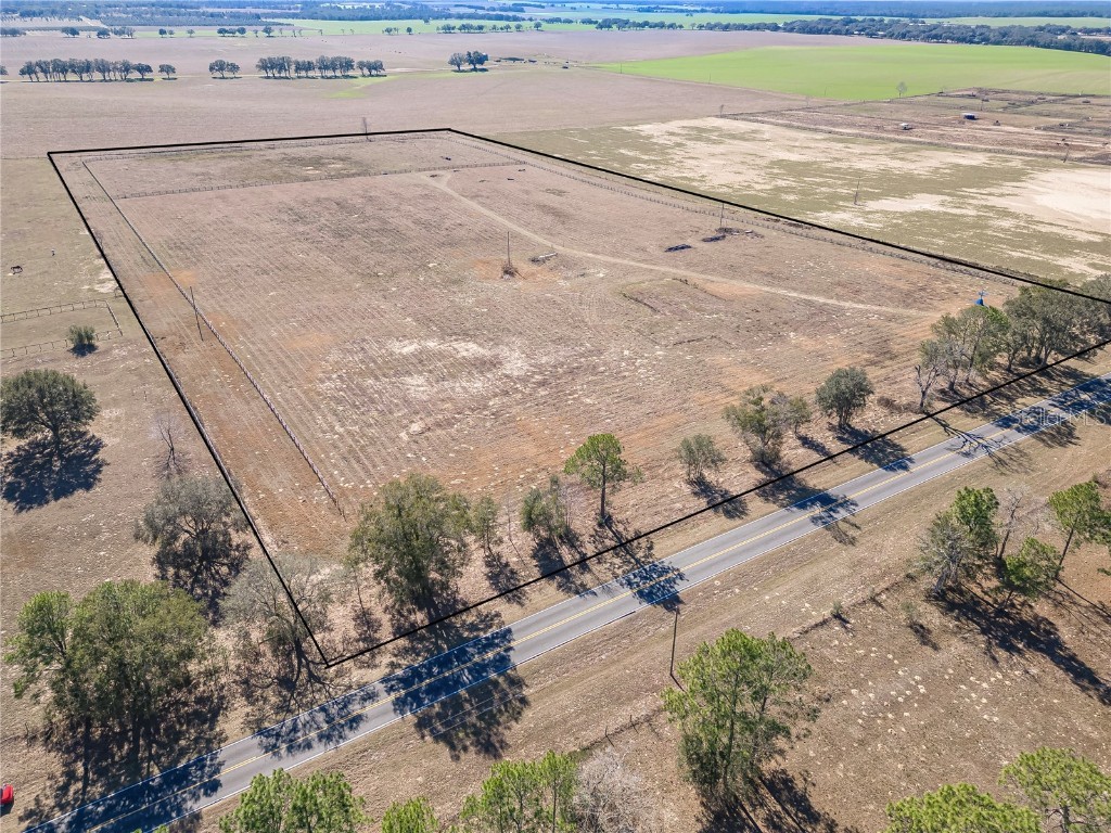 001 SE 30th Street Morriston FL 32668 OM651588 image1