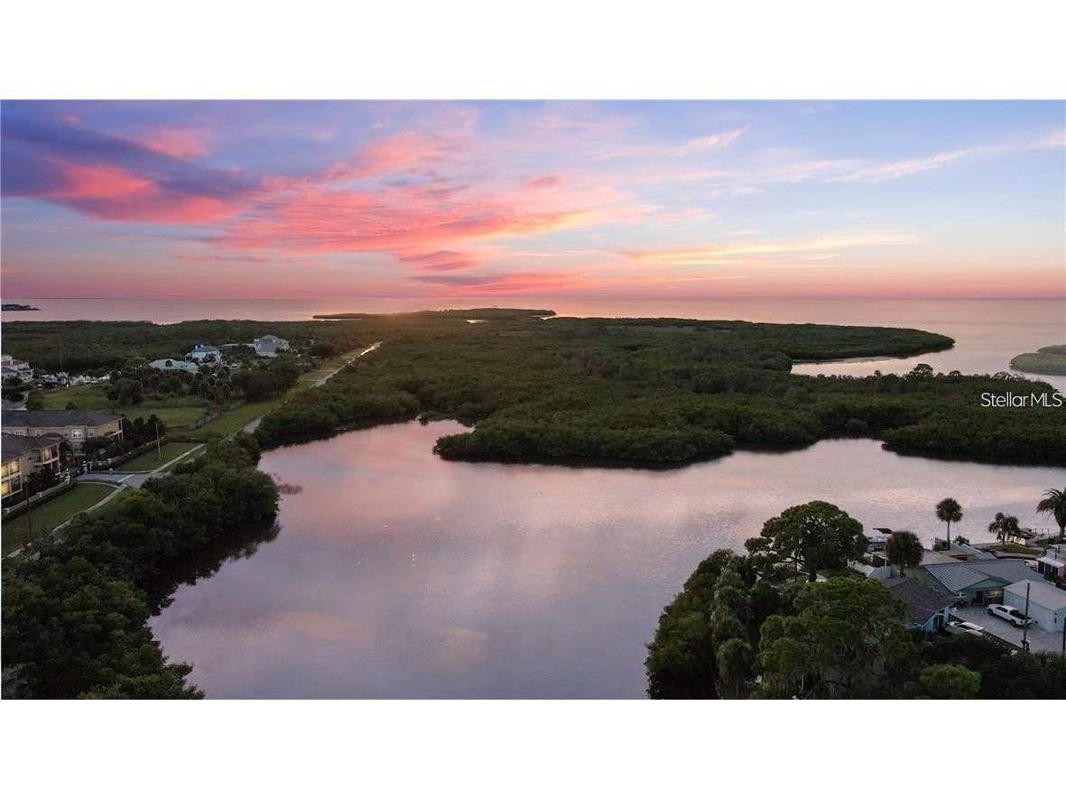 1-2 Green Key New Port Richey FL 34652 TB8432267 image1