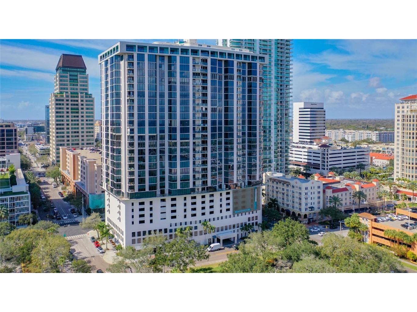 1 Beach Dr Se #2501 Saint Petersburg FL 33701 U8190775 image1