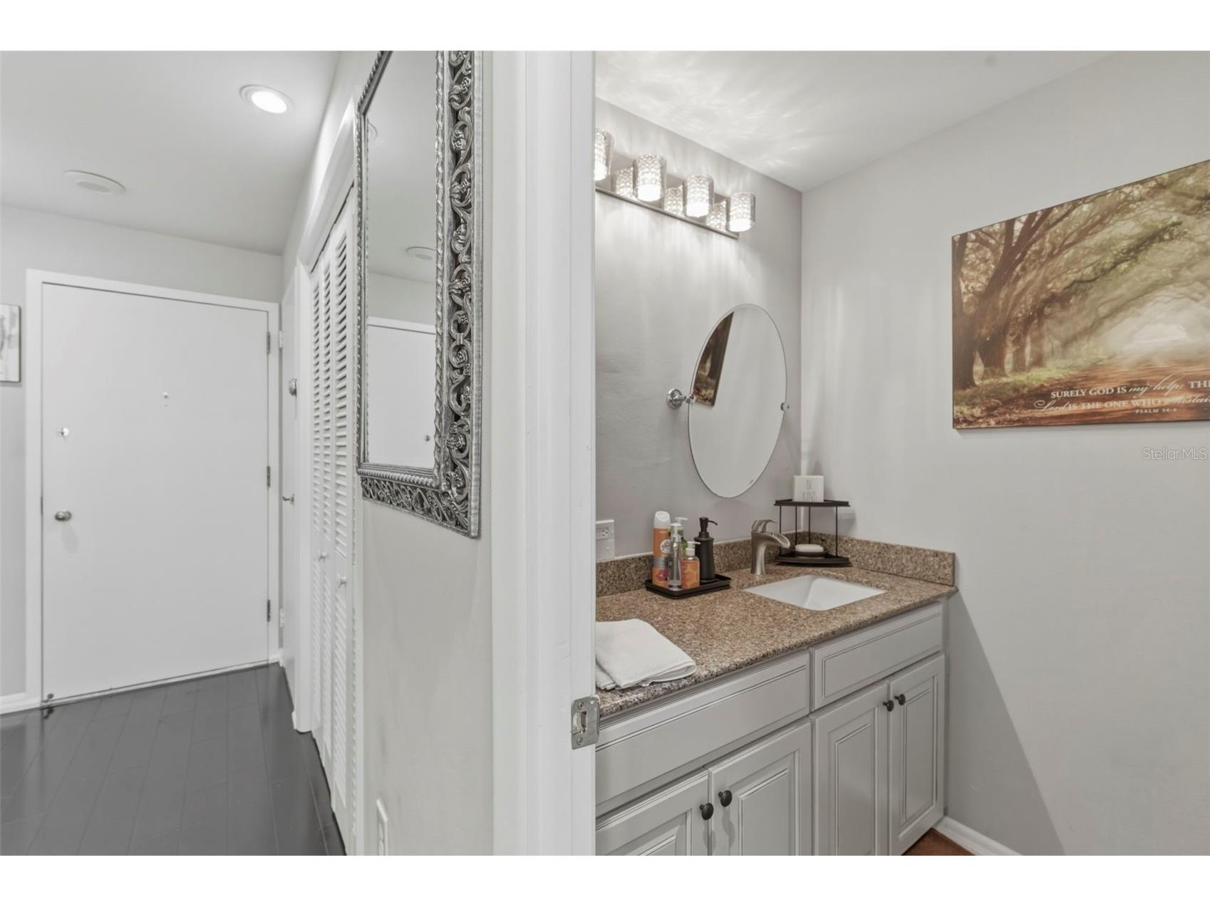 1 Beach Drive SE #1109 Saint Petersburg FL 33701 TB8478764 image11