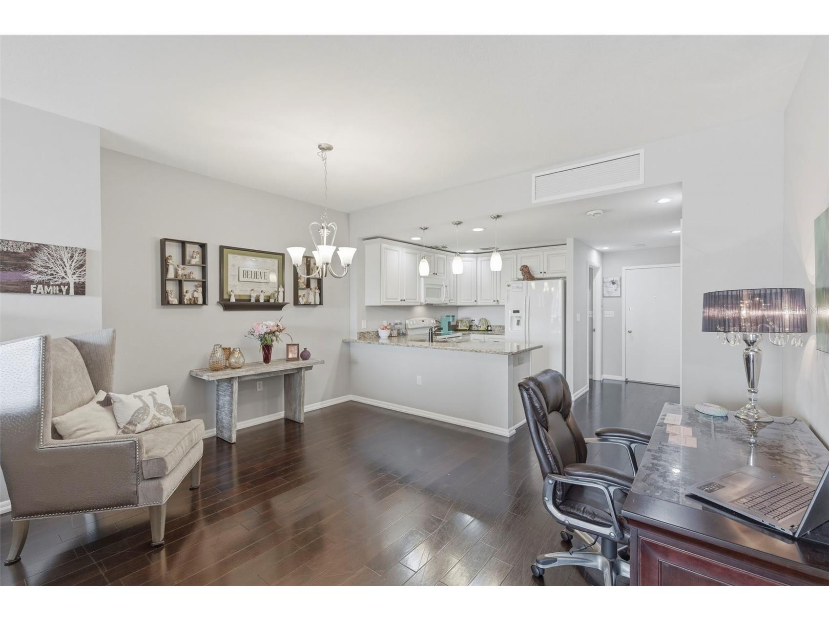 1 Beach Drive SE #1109 Saint Petersburg FL 33701 TB8478764 image15