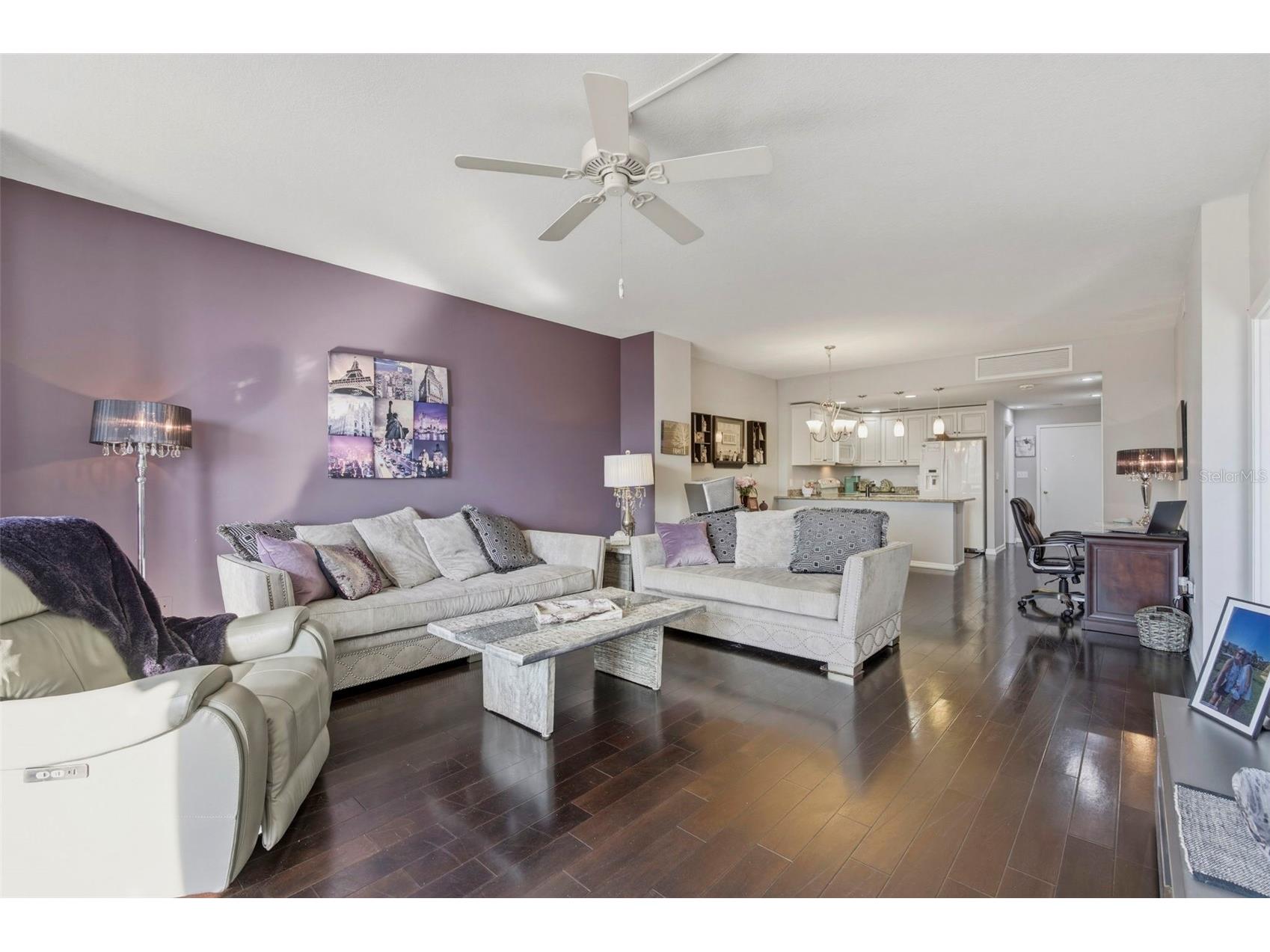 1 Beach Drive SE #1109 Saint Petersburg FL 33701 TB8478764 image18