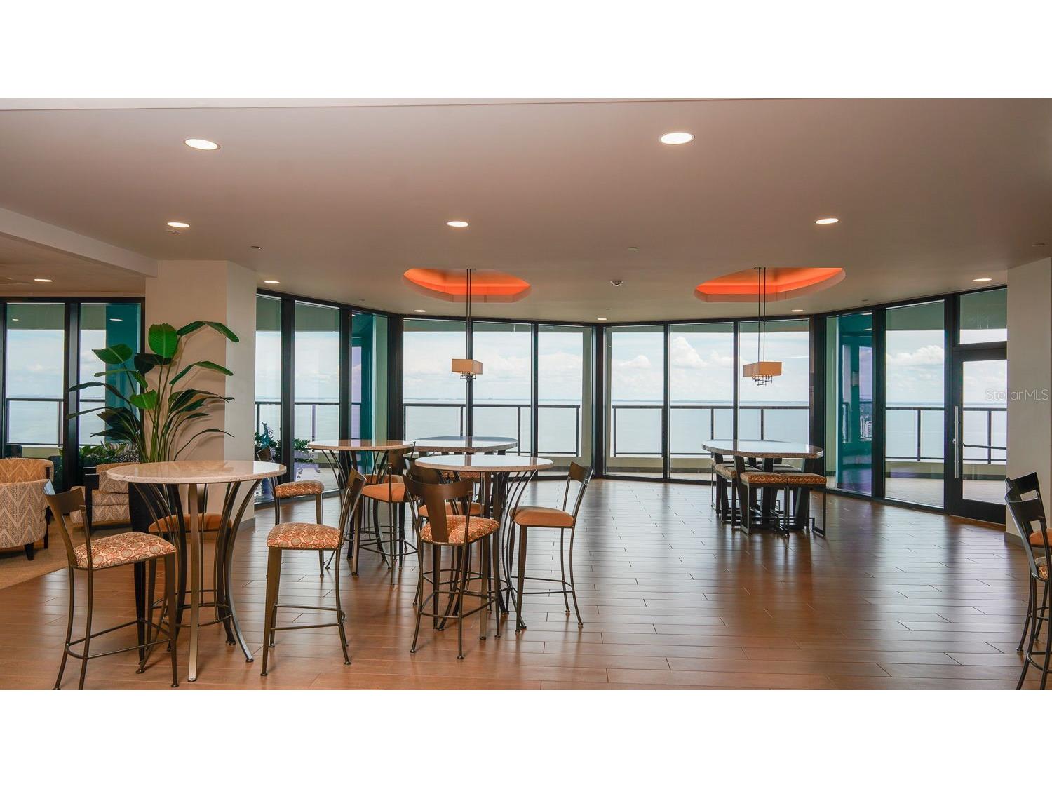 1 Beach Drive SE #1109 Saint Petersburg FL 33701 TB8478764 image30