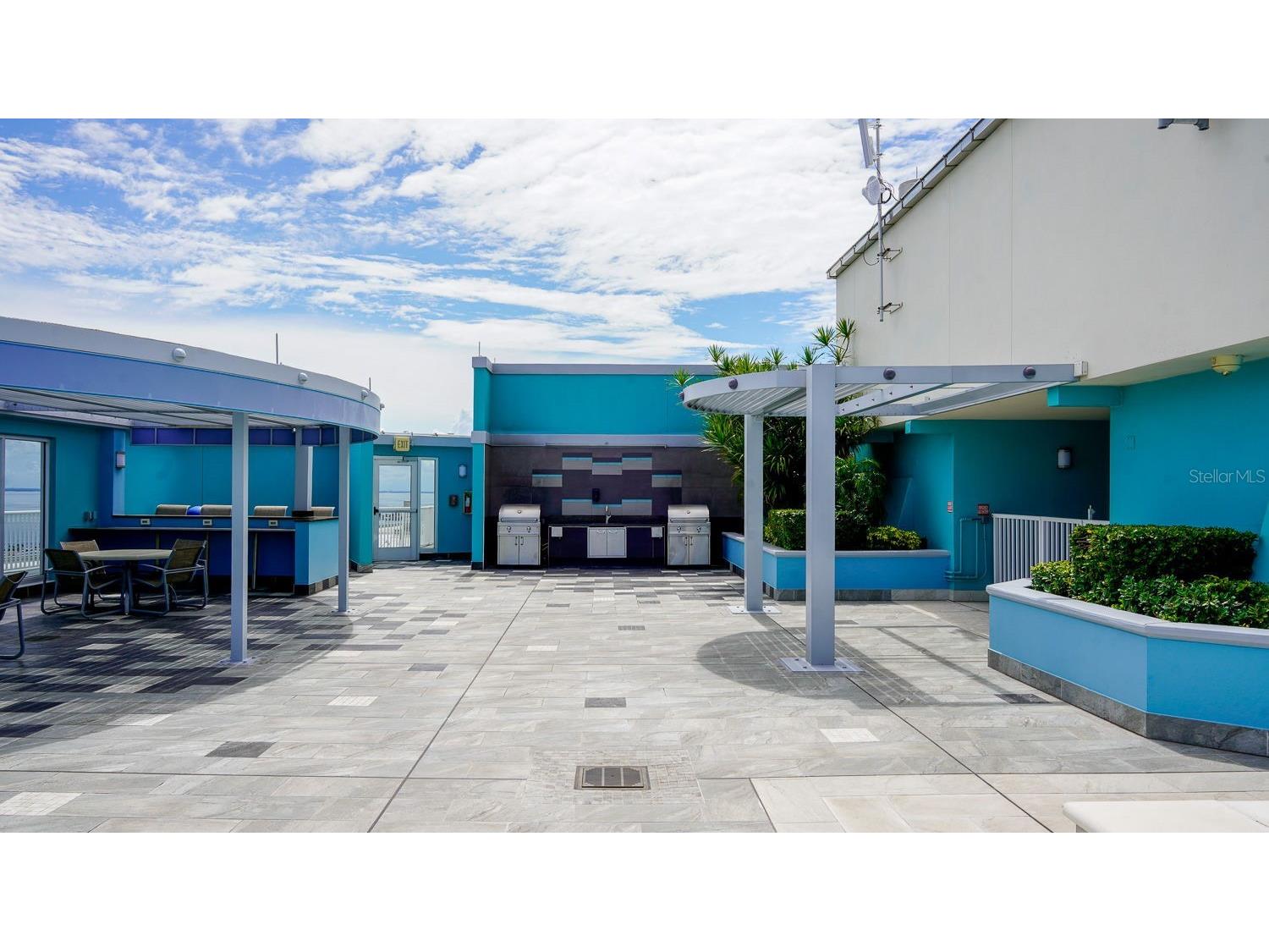 1 Beach Drive SE #1109 Saint Petersburg FL 33701 TB8478764 image39