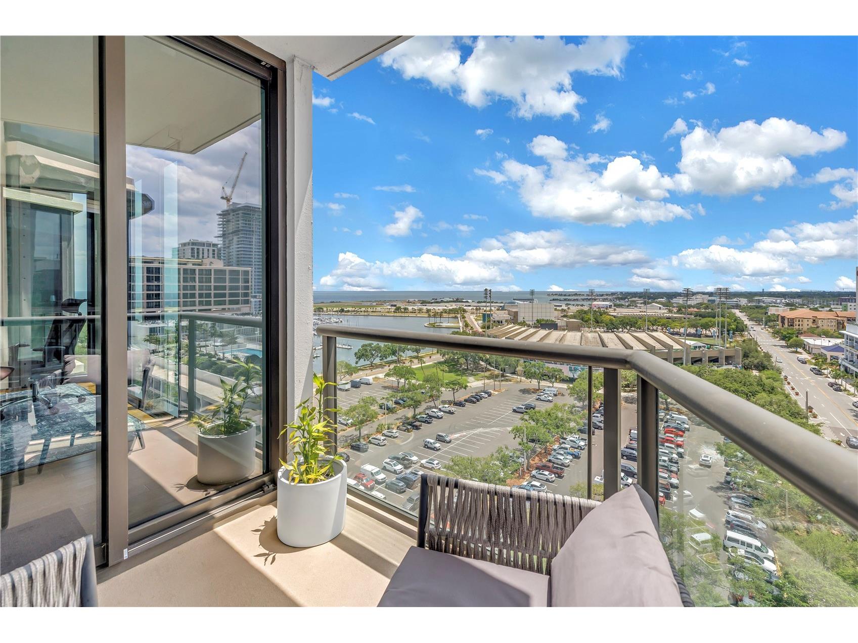 1 Beach Drive SE #1207 Saint Petersburg FL 33701 TB8501895 image27