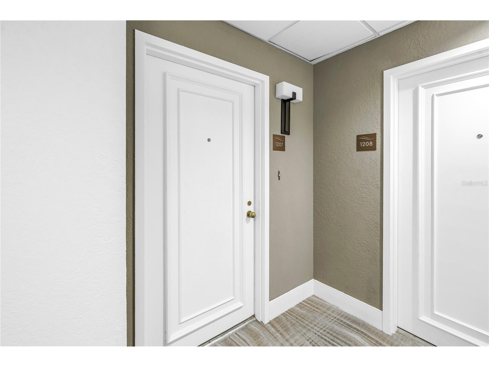 1 Beach Drive SE #1207 Saint Petersburg FL 33701 TB8501895 image3
