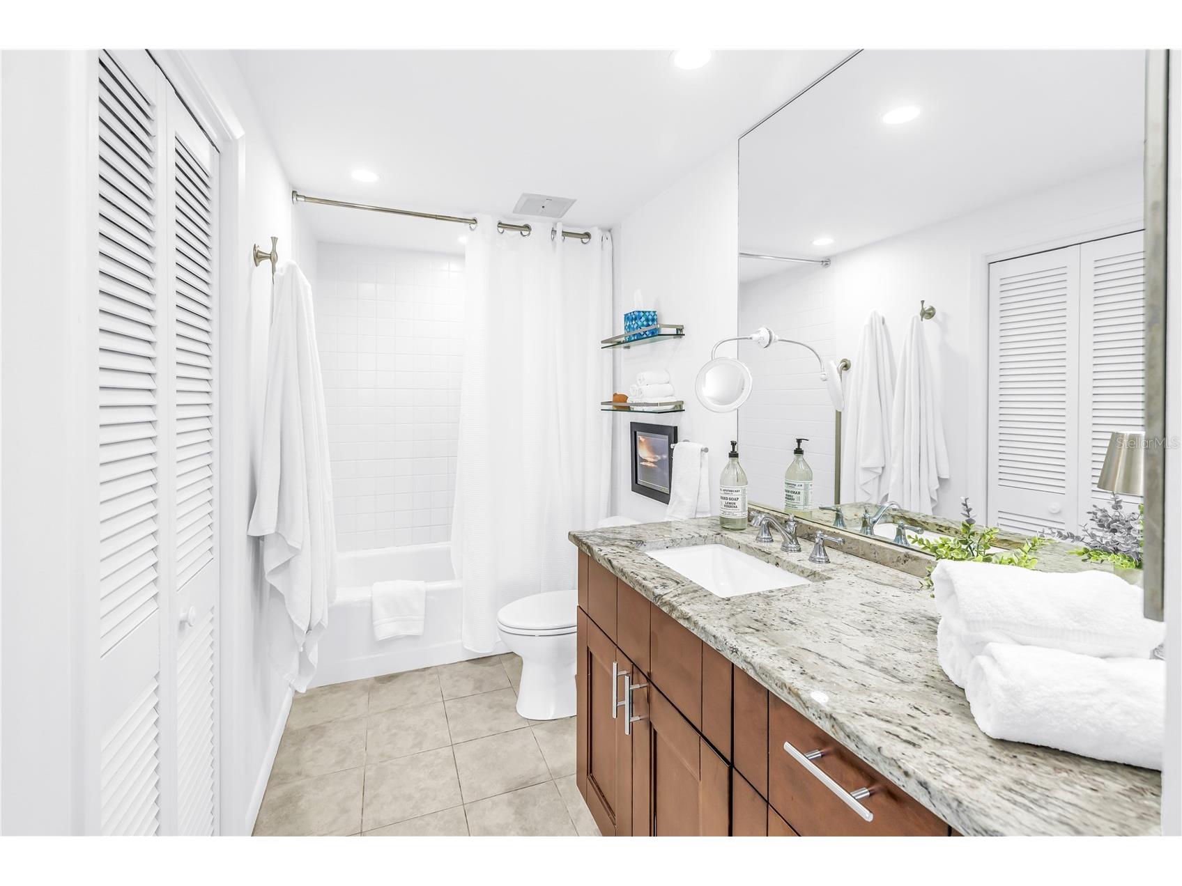 1 Beach Drive SE #1207 Saint Petersburg FL 33701 TB8501895 image33