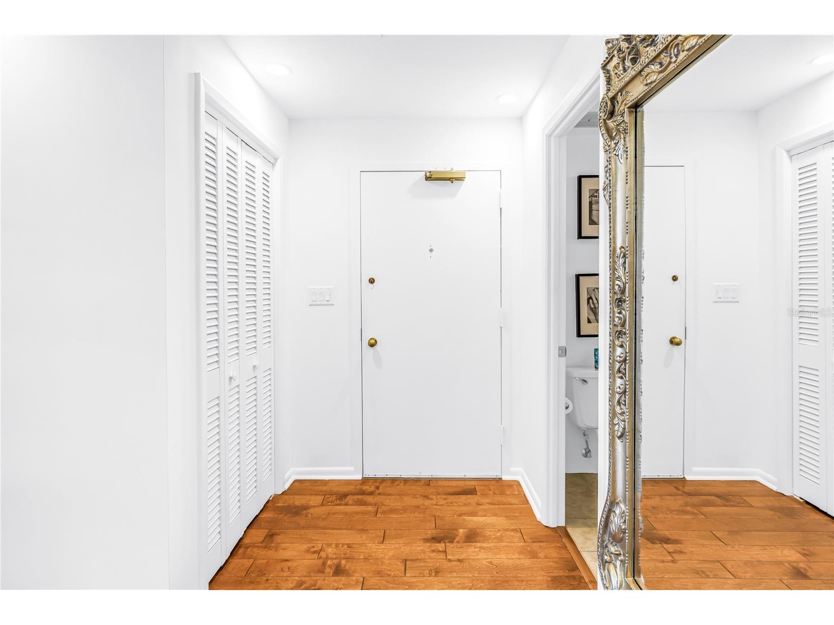 1 Beach Drive SE #1207 Saint Petersburg FL 33701 TB8501895 image4