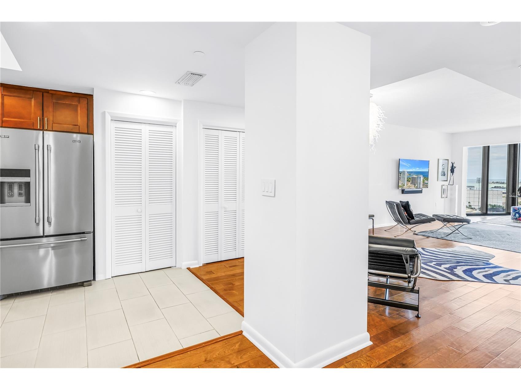 1 Beach Drive SE #1207 Saint Petersburg FL 33701 TB8501895 image5