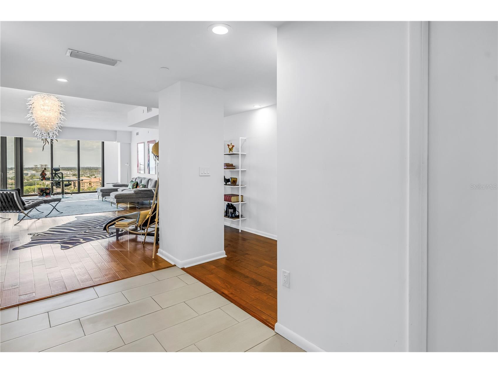 1 Beach Drive SE #1207 Saint Petersburg FL 33701 TB8501895 image9