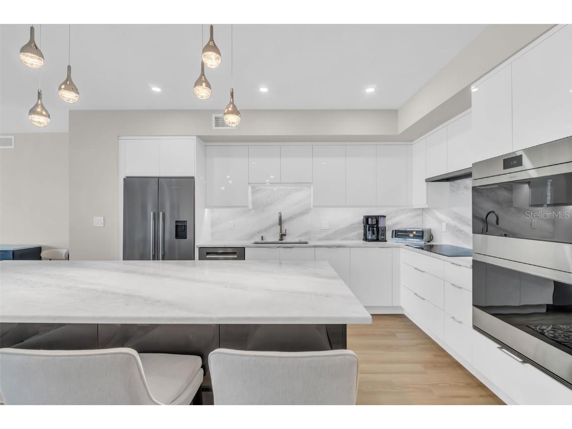 1 Beach Drive SE #1210 Saint Petersburg FL 33701 TB8446980 image10