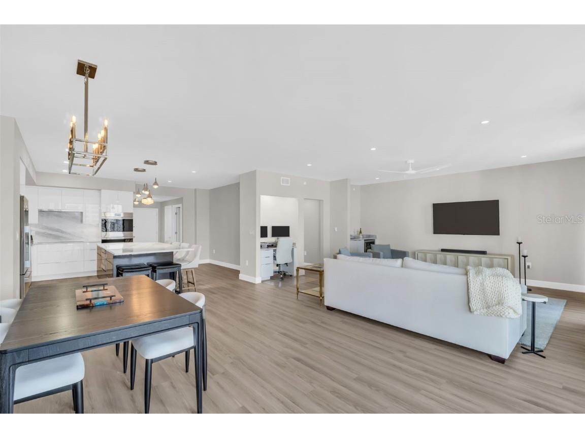 1 Beach Drive SE #1210 Saint Petersburg FL 33701 TB8446980 image18