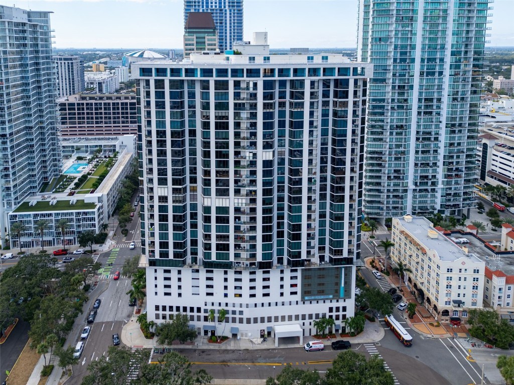 1 Beach Drive SE #1210 Saint Petersburg FL 33701 TB8446980 image2