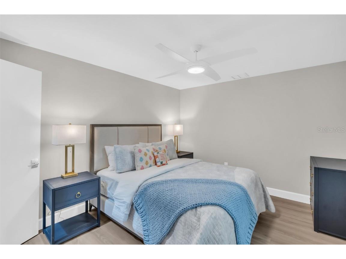 1 Beach Drive SE #1210 Saint Petersburg FL 33701 TB8446980 image37