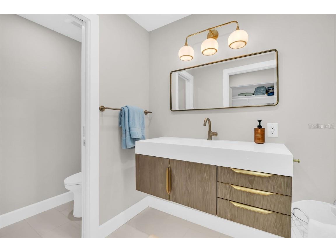 1 Beach Drive SE #1210 Saint Petersburg FL 33701 TB8446980 image39