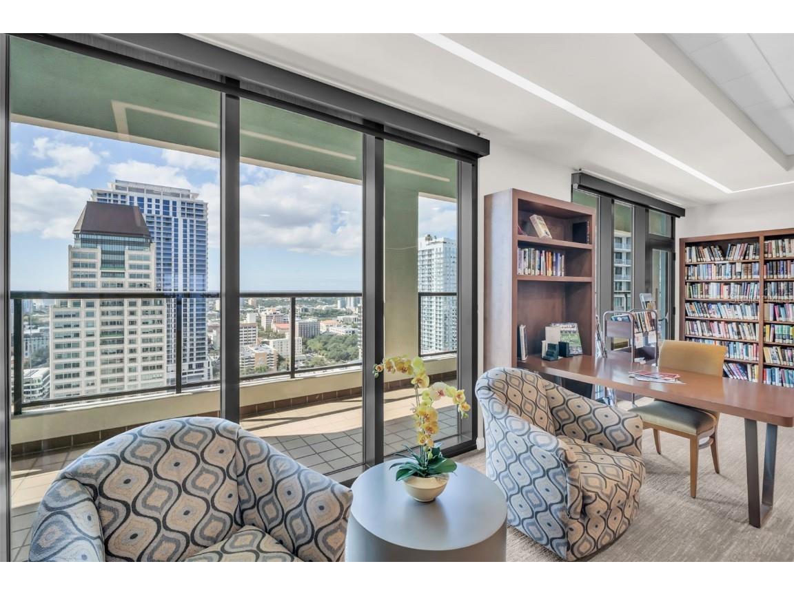 1 Beach Drive SE #1210 Saint Petersburg FL 33701 TB8446980 image42