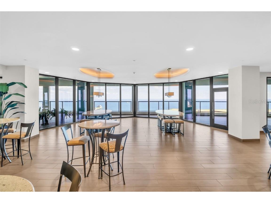 1 Beach Drive SE #1210 Saint Petersburg FL 33701 TB8446980 image45