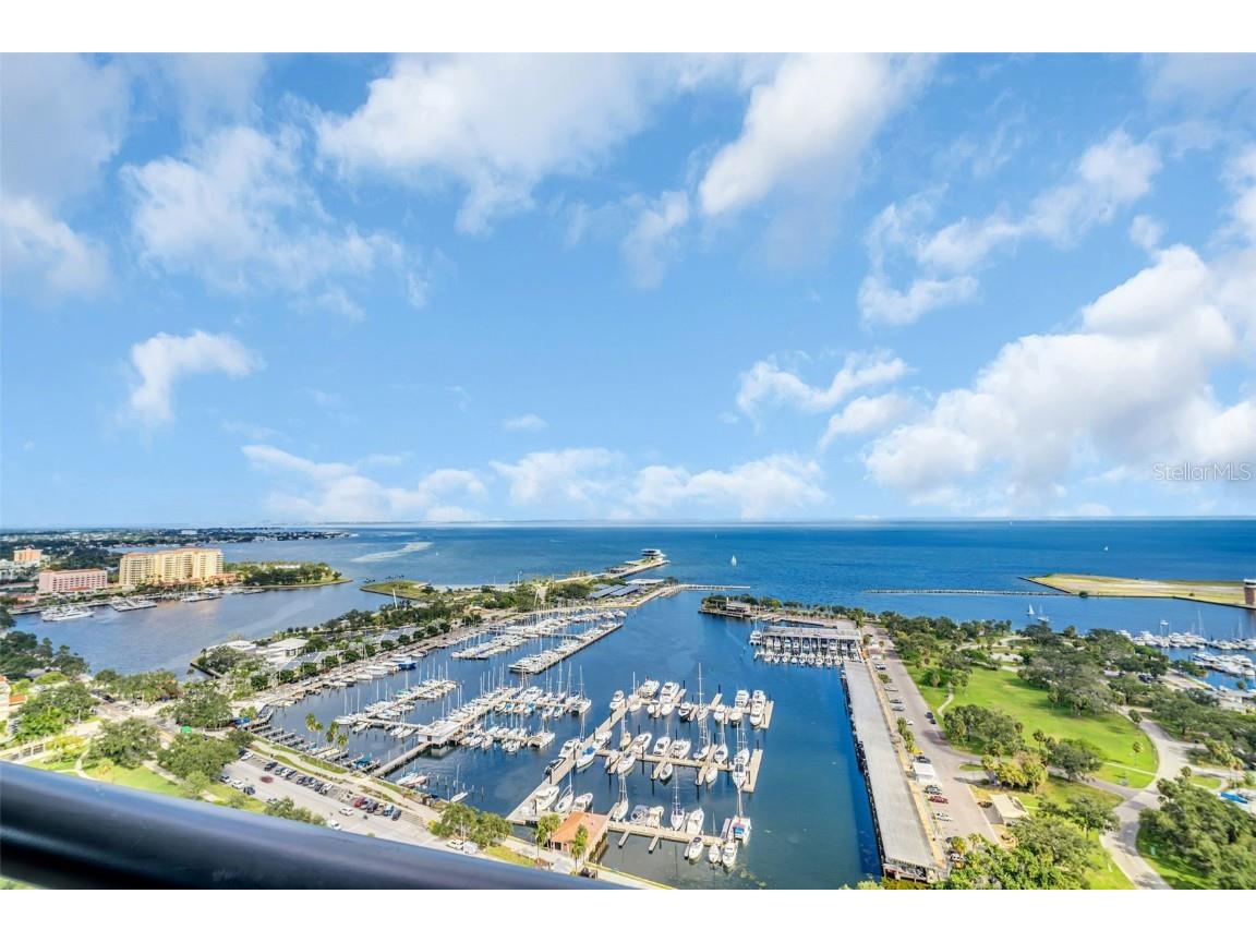 1 Beach Drive SE #1210 Saint Petersburg FL 33701 TB8446980 image53
