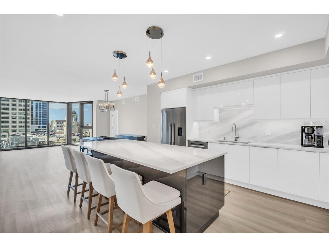 1 Beach Drive SE #1210 Saint Petersburg FL 33701 TB8446980 image9