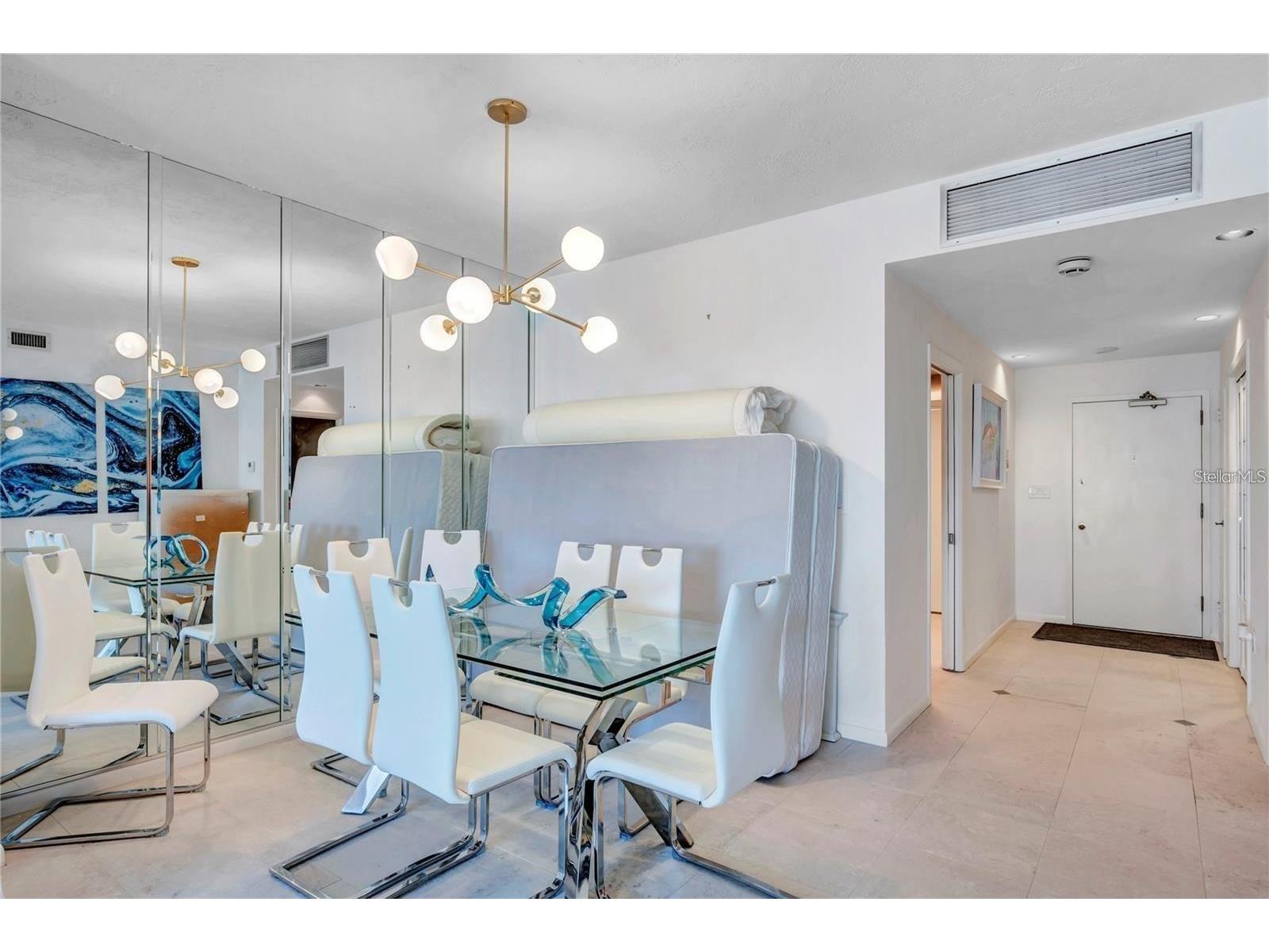 1 Beach Drive SE #1309 Saint Petersburg FL 33701 TB8523314 image4