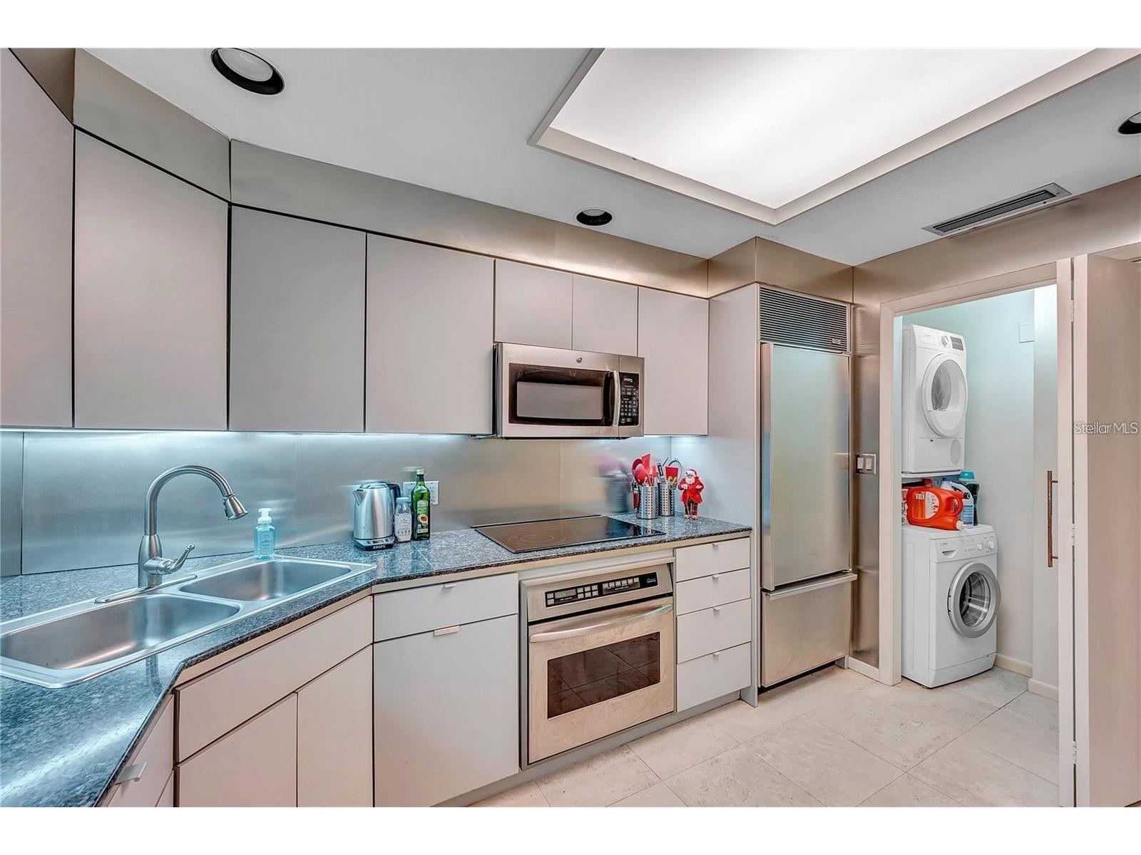 1 Beach Drive SE #1309 Saint Petersburg FL 33701 TB8523314 image9