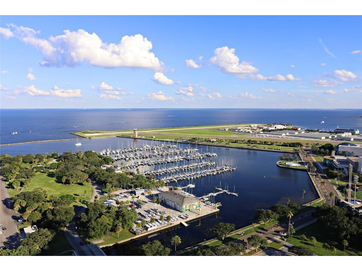 1 Beach Drive SE #1510 Saint Petersburg FL 33701 - TAMPA BAY U8181489 image1