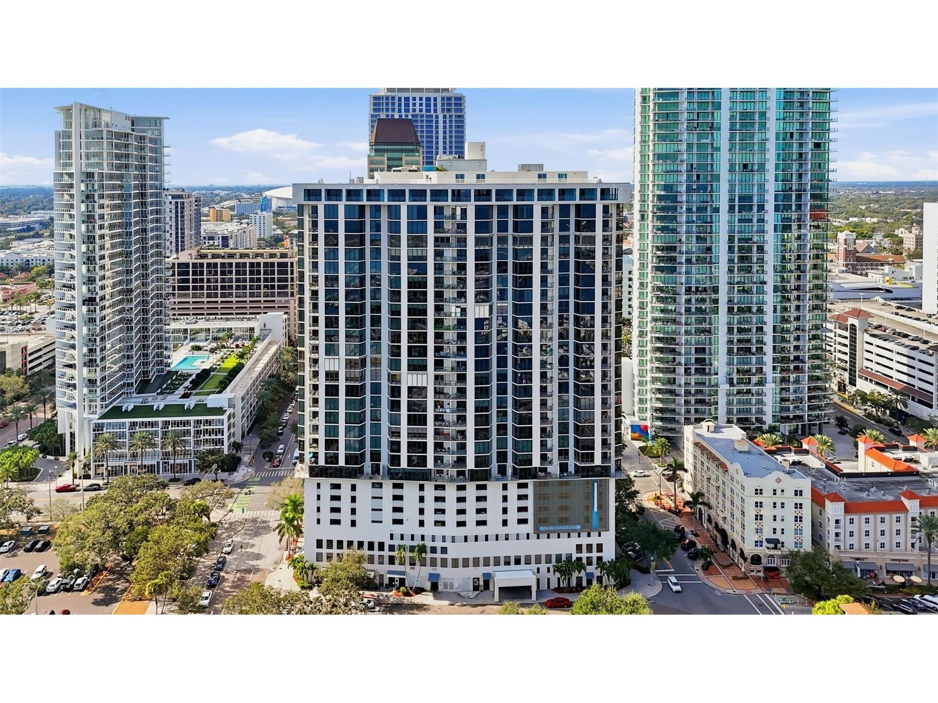 1 Beach Drive SE #1610 Saint Petersburg FL 33701 TB8461771 image4