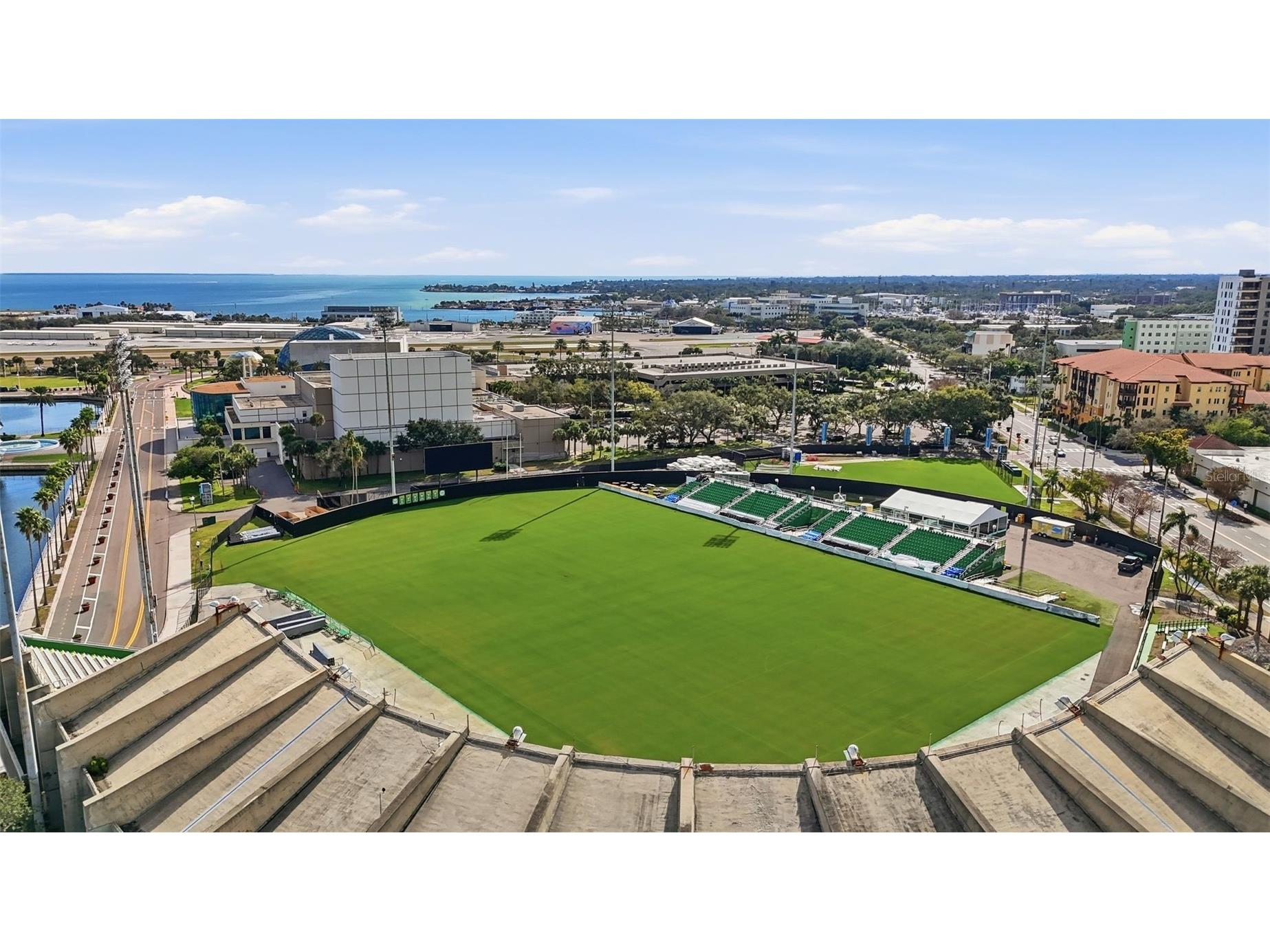 1 Beach Drive SE #1610 Saint Petersburg FL 33701 TB8461771 image48
