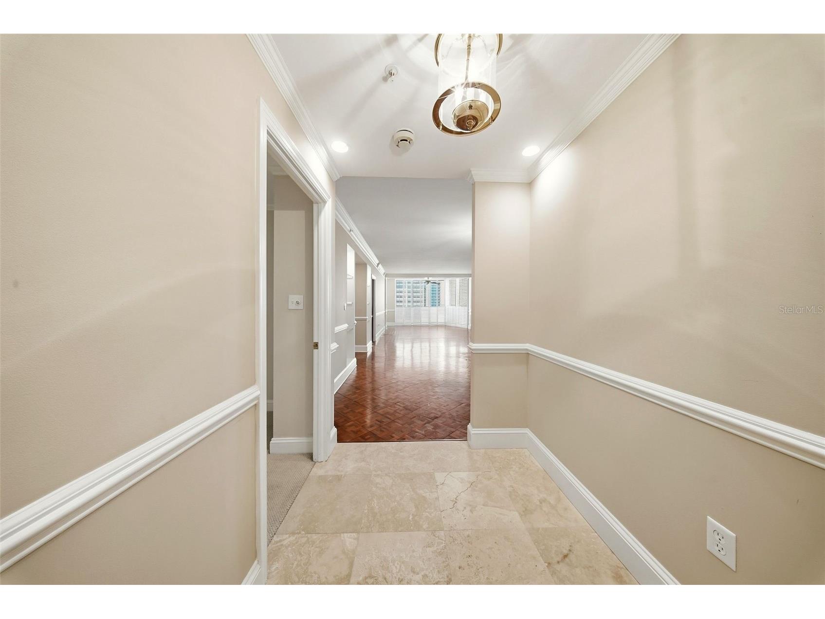 1 Beach Drive SE #1610 Saint Petersburg FL 33701 TB8461771 image5