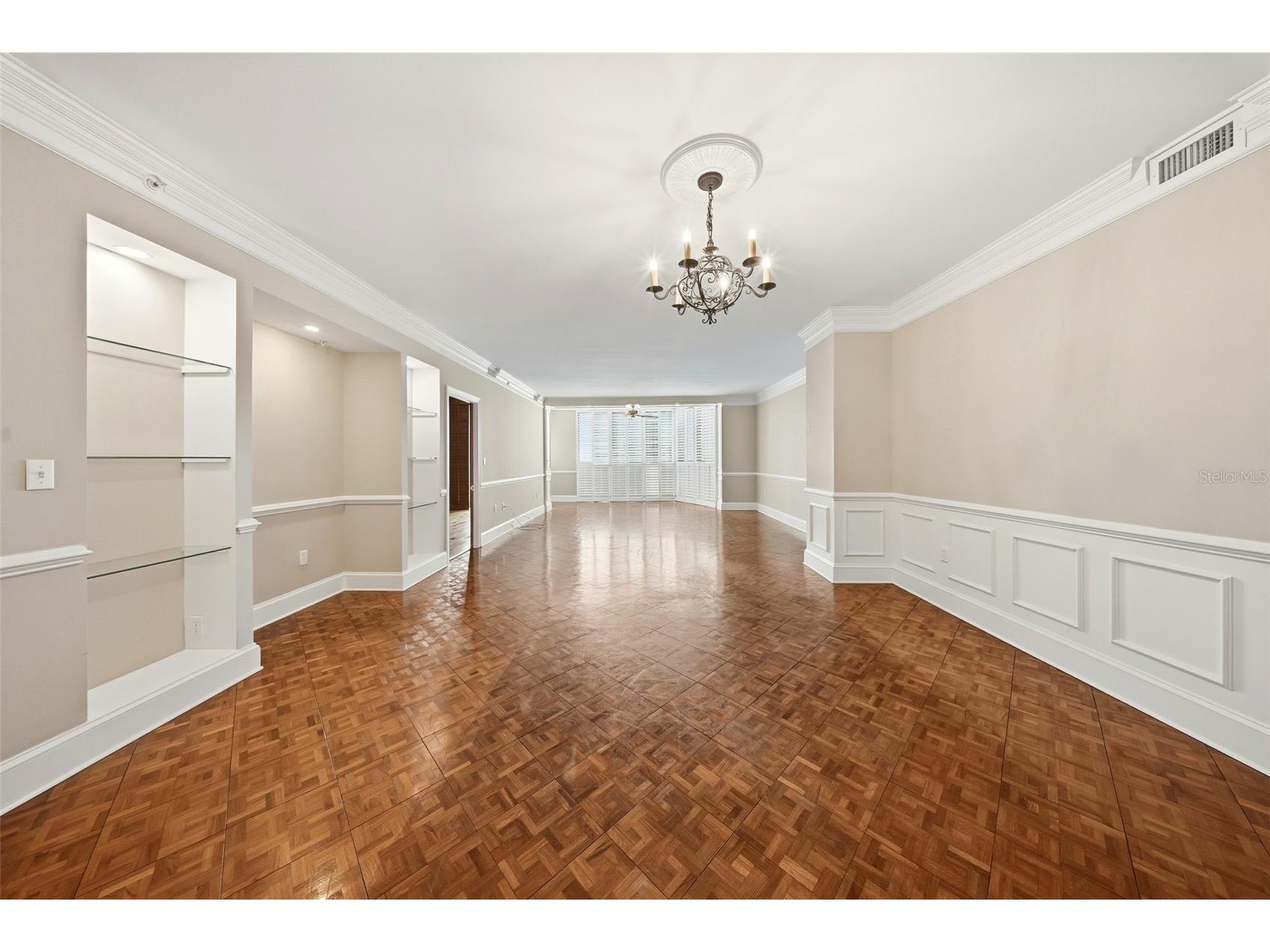 1 Beach Drive SE #1610 Saint Petersburg FL 33701 TB8461771 image8