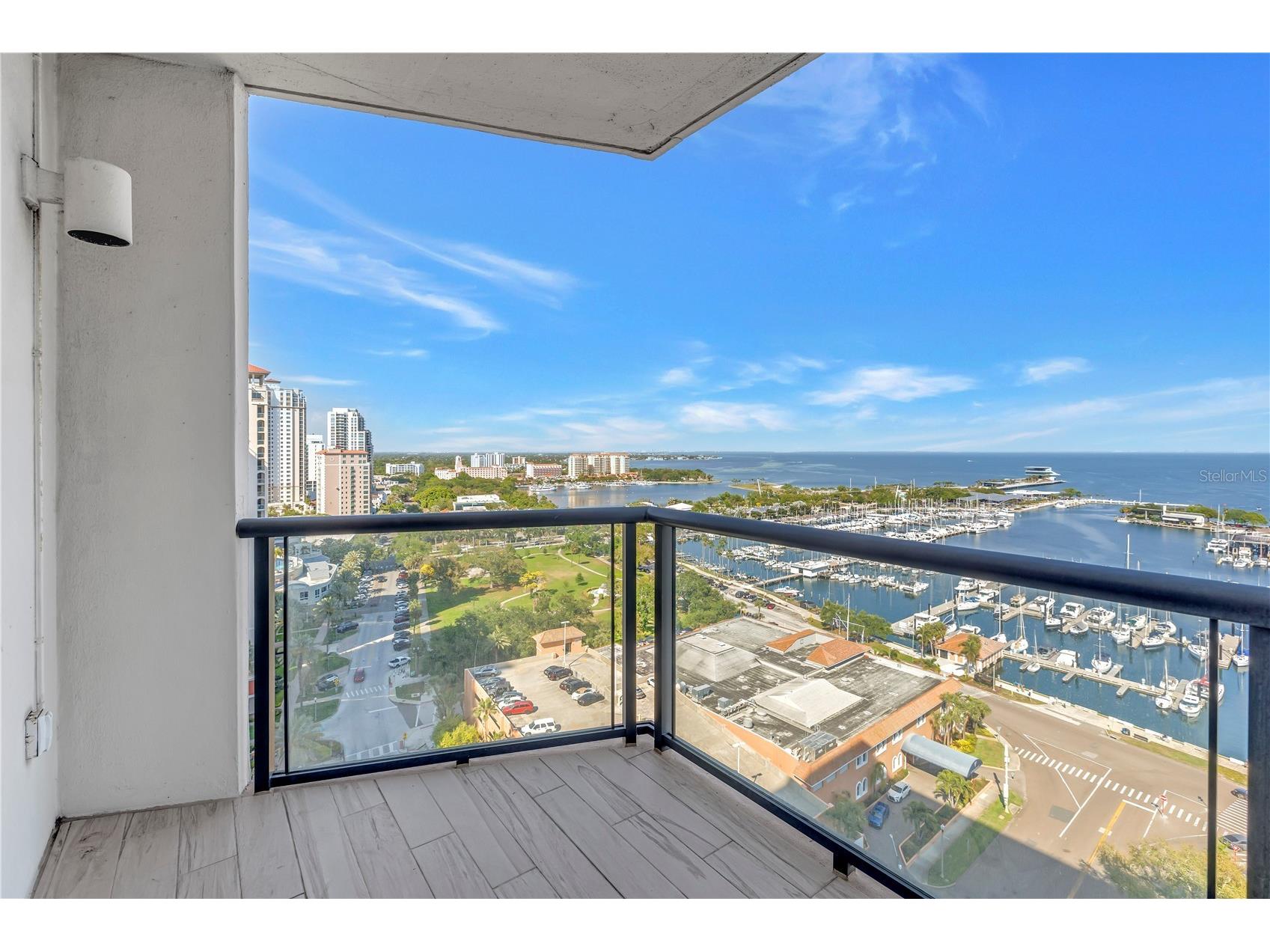 1 Beach Drive SE #1702 Saint Petersburg FL 33701 - TAMPA BAY TB8490886 image2