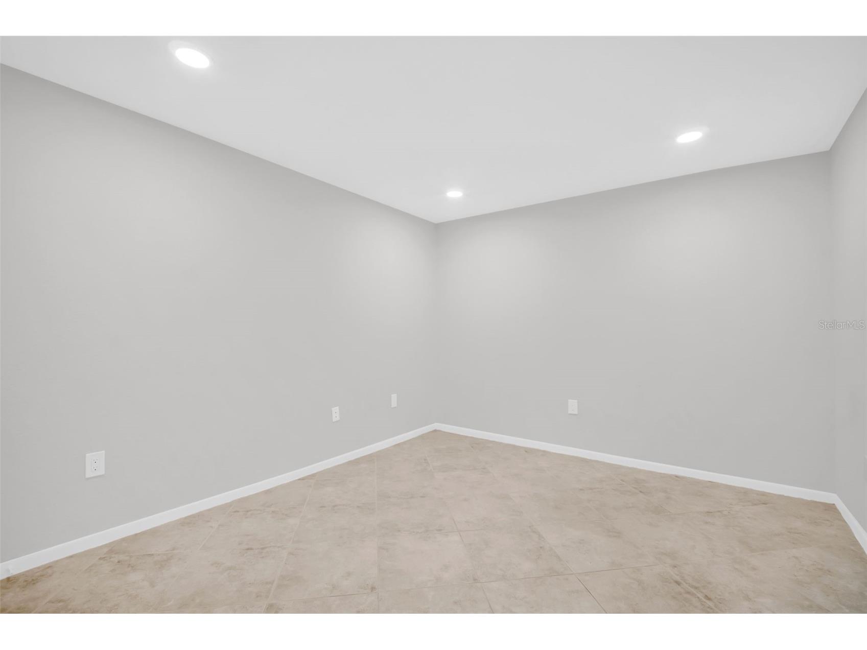 1 Beach Drive SE #1910 Saint Petersburg FL 33701 TB8465639 image29